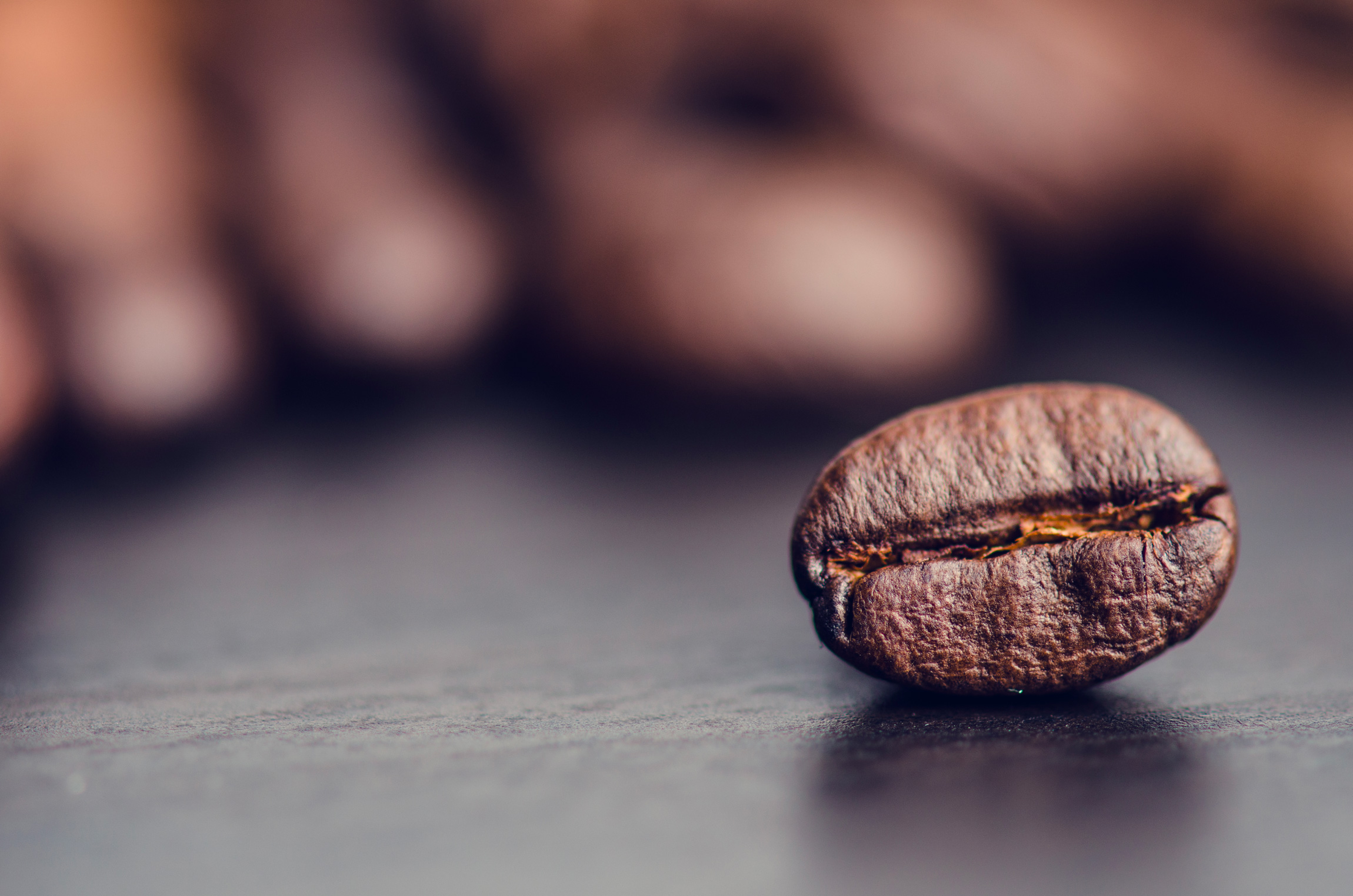 benefici-del-caffe-sul-fegato-chicco-coffee-bean