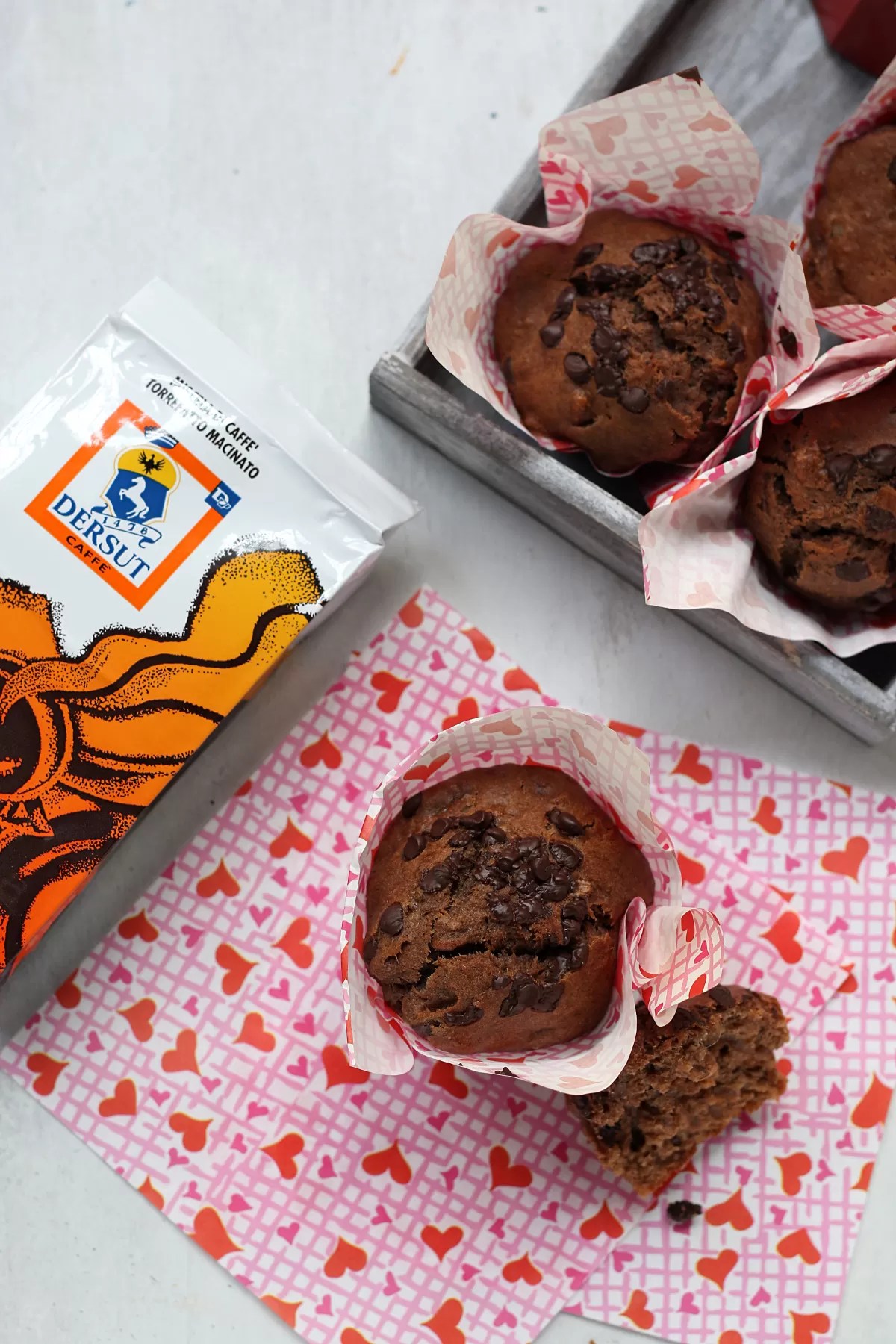 Ricetta dei muffin alla banana e gocce di cioccolato al caffè Dersut