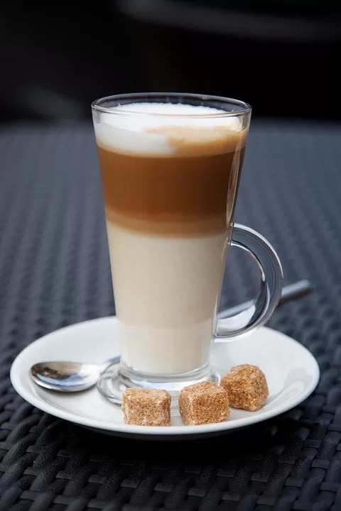 Caffè con latte condensato