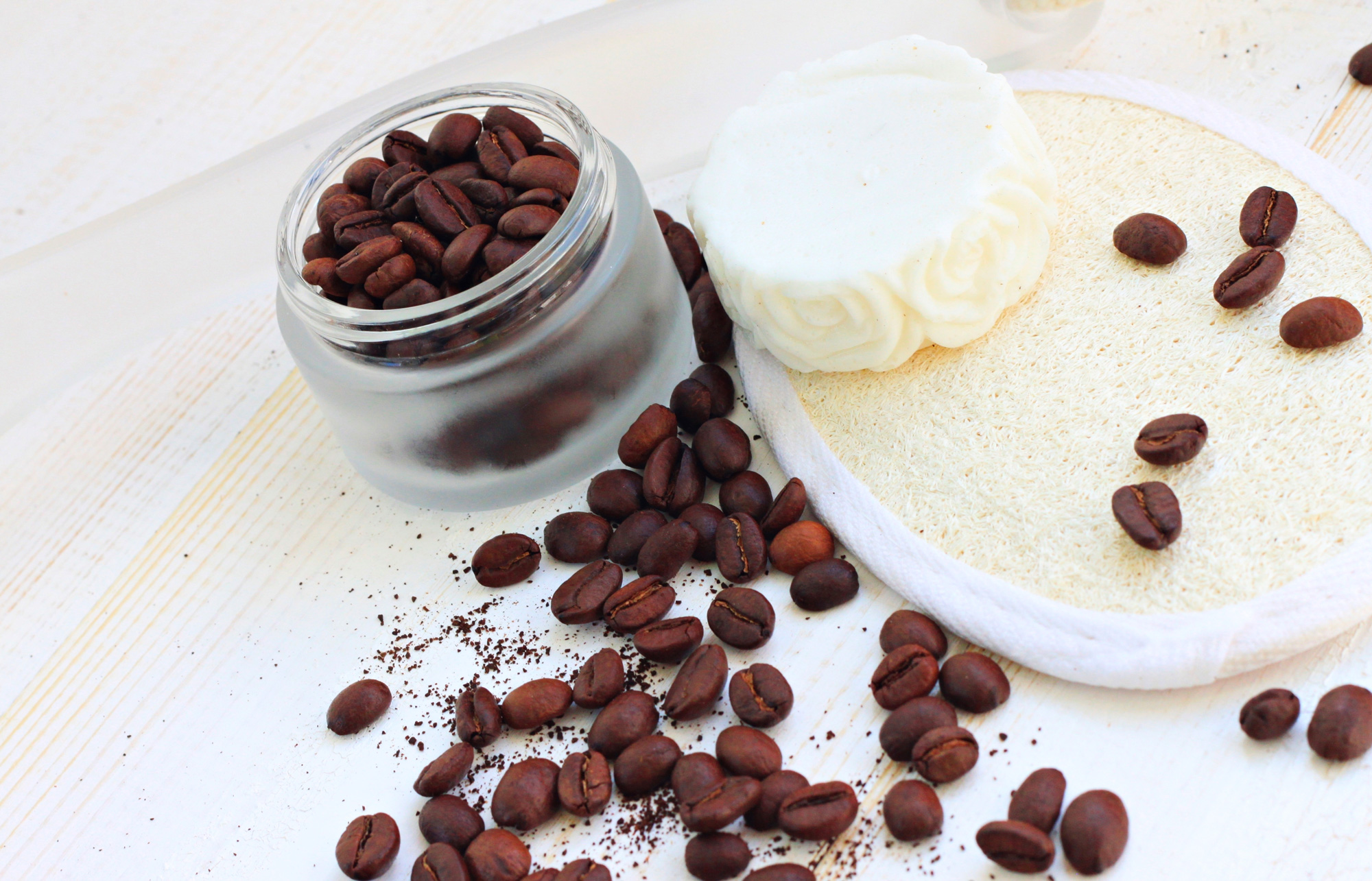 combattere-le-occhiaie-con-il-caffe combattere-le-occhiaie-con-il-caffe