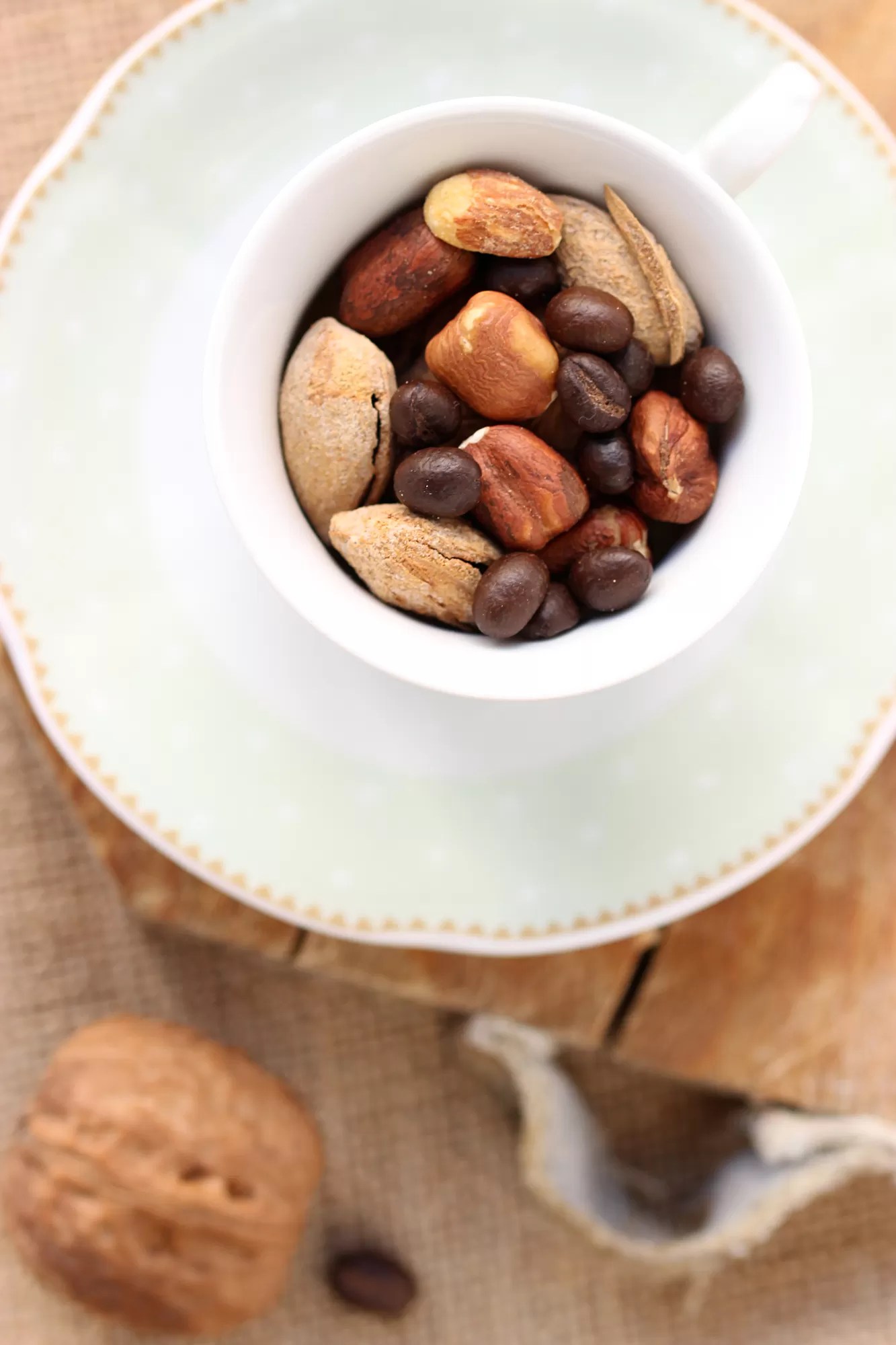 Abbinamento caffè e frutta secca