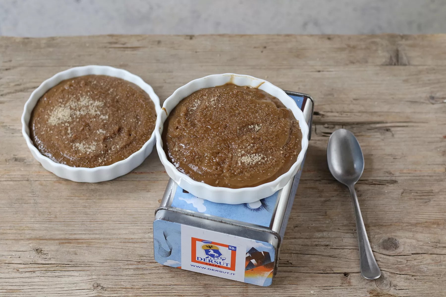 Ricetta della crema catalana con cannello